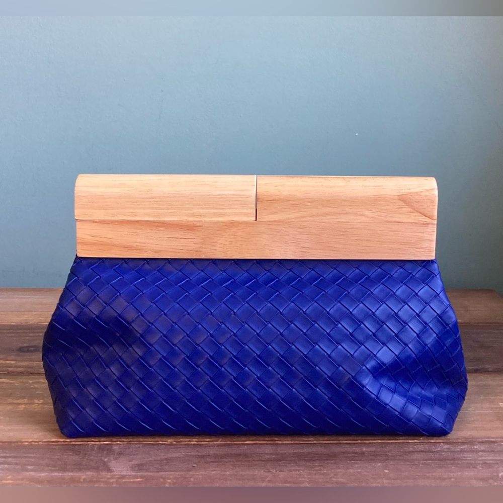Shiraleah Frankie Woven Vegan Leather Bag - Picture 2 of 8